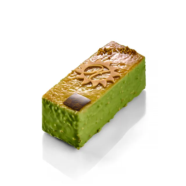 hawecker-cake-pistache-griotte-cake-pistache-partager image 1