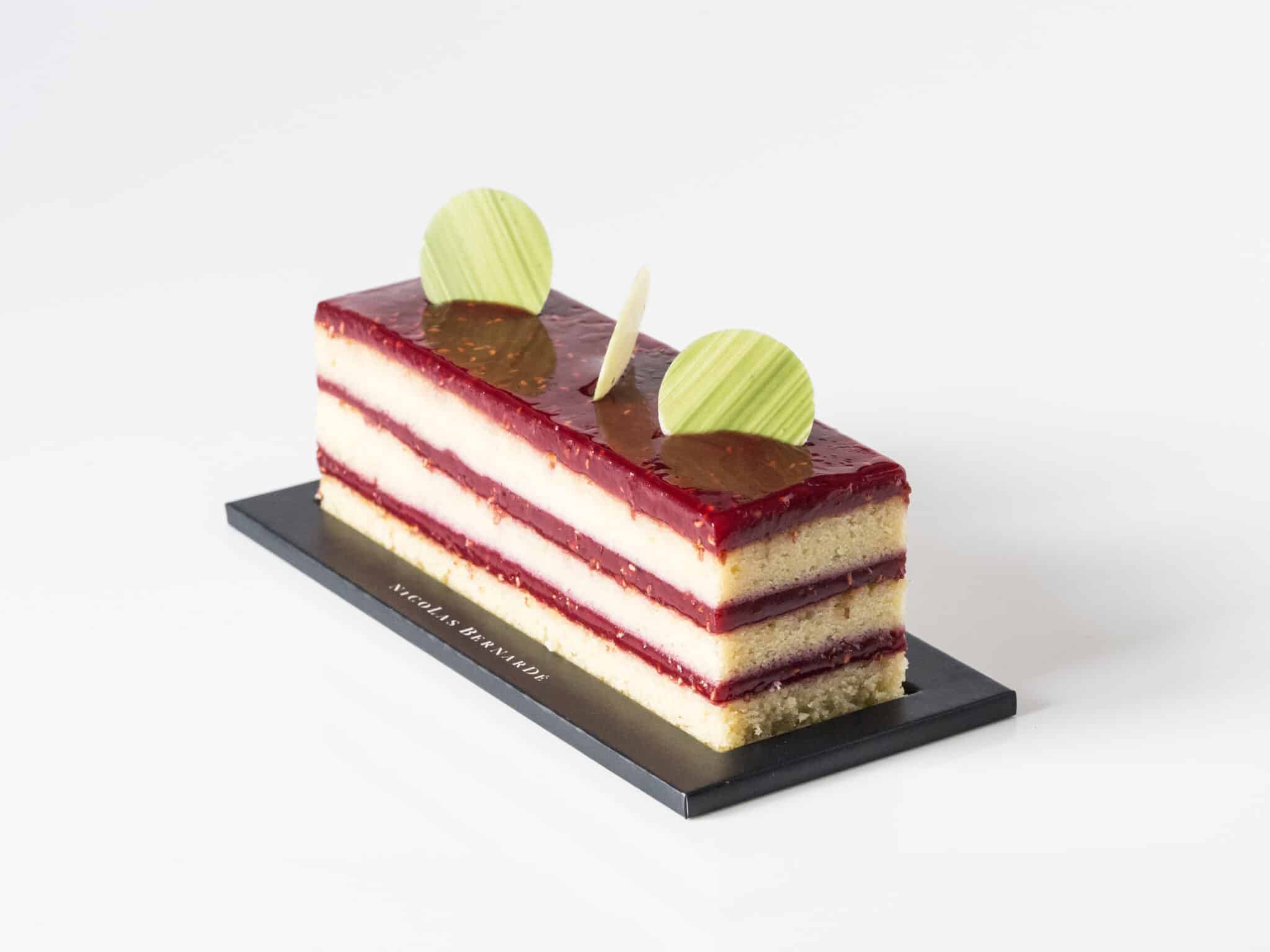 nicolas-bernard-cake-framboise-cake-voyage-framboise image 1