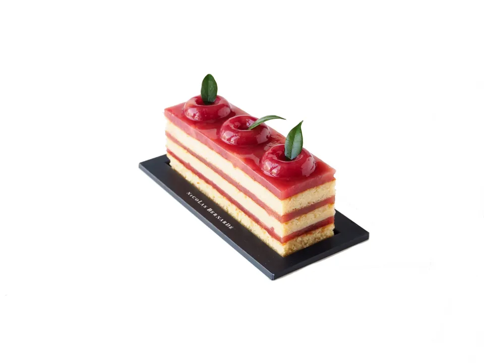 nicolas-bernard-cakissime-p-che-et-vanille-cake-voyage image 1